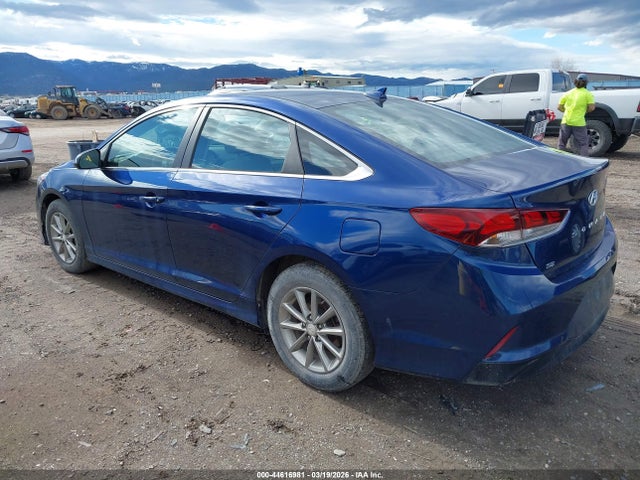 2019 HYUNDAI SONATA 5NPE24AF3KH760553 Photo 2