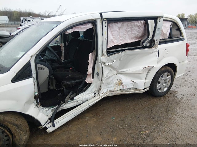 2011 Dodge Grand Caravan Express მანქანა იყიდება აუქციონზე, vin: 2D4RN4DG7BR613462, აუქციონის ნომერი: 44617005