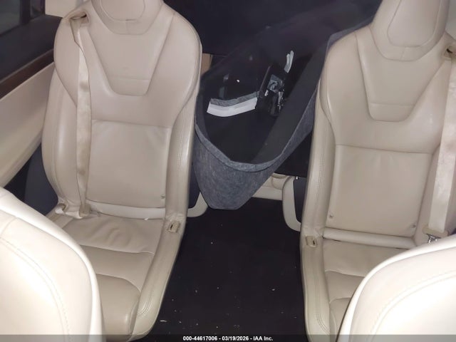 Продаж на аукціоні авто 2017 Tesla Model X 100d/75d/90d, vin: 5YJXCBE23HF052232, номер лоту: 44617006