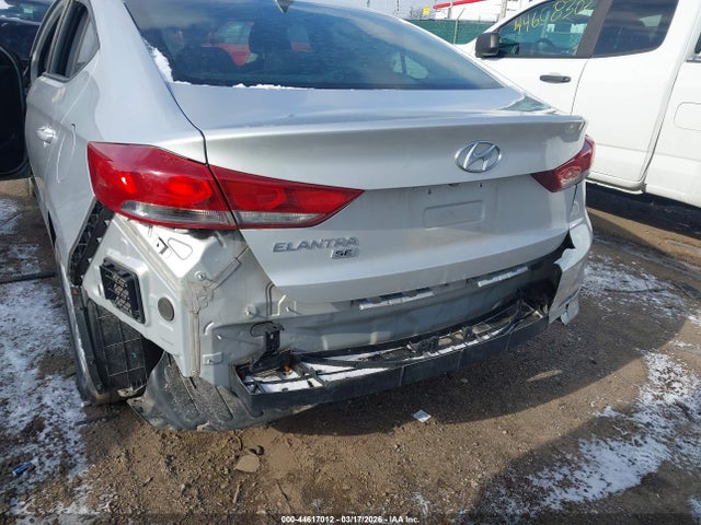 Продажа на аукционе авто 2018 Hyundai Elantra Se, vin: 5NPD74LF8JH395697, номер лота: 44617012