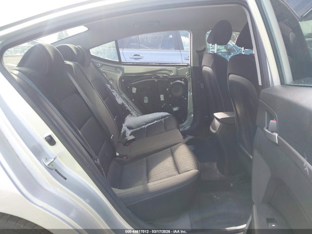 Продажа на аукционе авто 2018 Hyundai Elantra Se, vin: 5NPD74LF8JH395697, номер лота: 44617012
