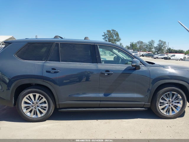 Toyota Grand Highlander Platinum 2026 5TDAAAB50TS108037 Image 13