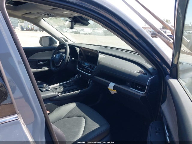 Toyota Grand Highlander Platinum 2026 5TDAAAB50TS108037 Image 5