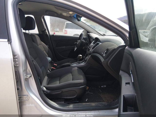 2014 CHEVROLET CRUZE 1G1PC5SB2E7434784 Photo 4