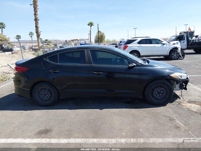 KMHD74LF6HU372155 Hyundai ELANTRA SE
