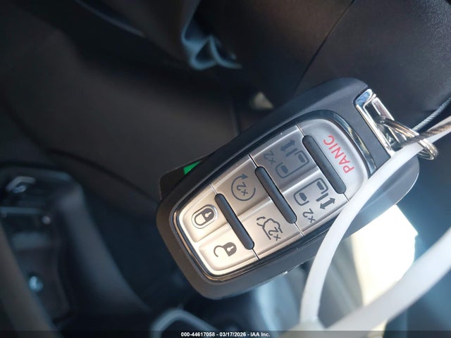 Продаж на аукціоні авто 2025 Chrysler Pacifica Select, vin: 2C4RC1BG1SR612473, номер лоту: 44617058
