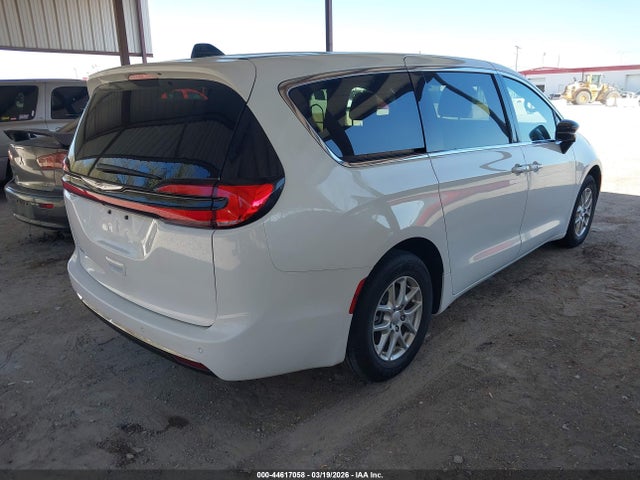Продаж на аукціоні авто 2025 Chrysler Pacifica Select, vin: 2C4RC1BG1SR612473, номер лоту: 44617058