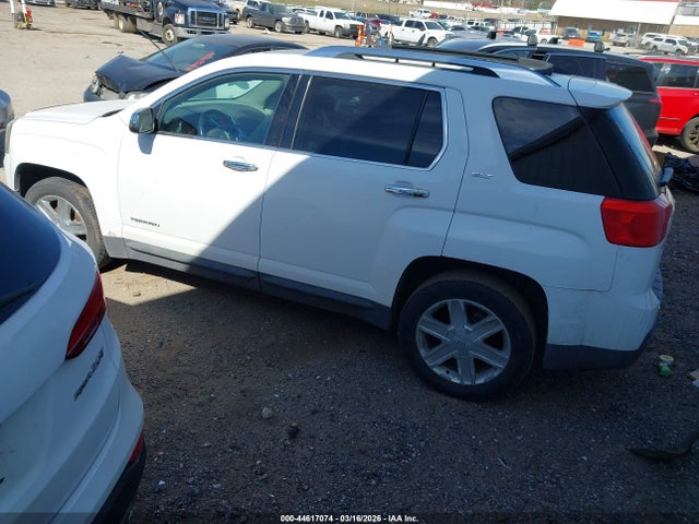 2010 GMC TERRAIN 2CTALHEW1A6347891 Photo 2