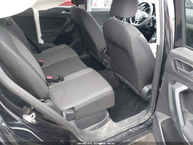 44617078 :رقم المزاد ، 3VV0B7AX5KM064194 vin ، 2019 Volkswagen Tiguan 2.0t S مزاد بيع