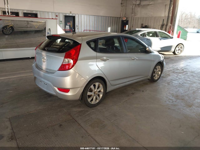 44617151 :رقم المزاد ، KMHCU5AE5CU042973 vin ، 2012 Hyundai Accent Se مزاد بيع