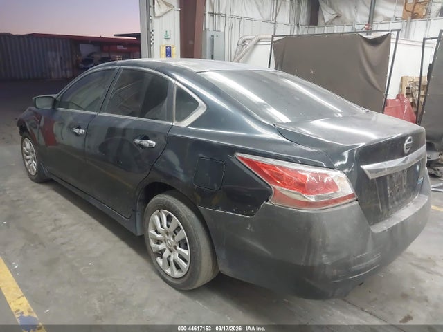 Nissan Altima 2.5 S 2014 1N4AL3AP1EN381303 Image 3