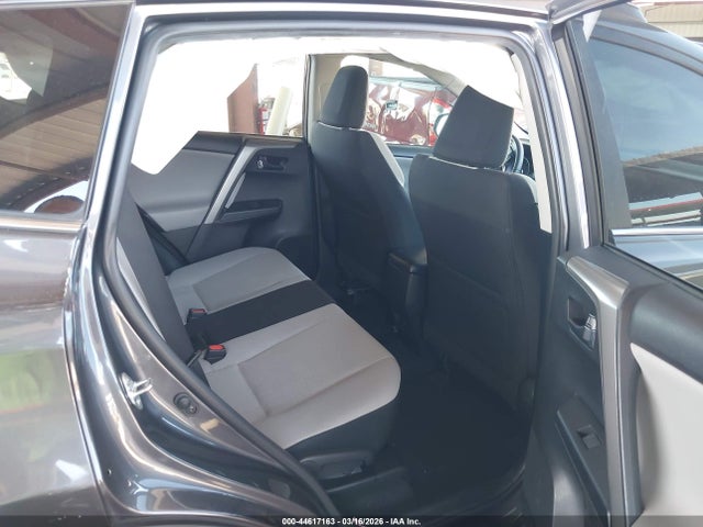 2T3WFREV5HW395026 Toyota Rav4 Xle