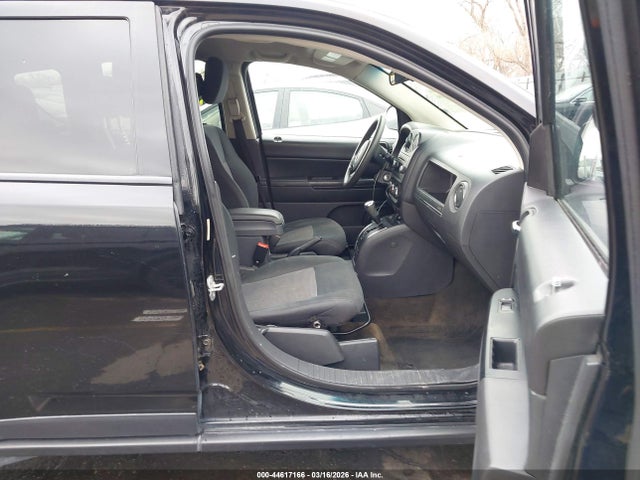 44617166 :رقم المزاد ، 1C4NJDBBXDD245430 vin ، 2013 Jeep Compass Sport مزاد بيع