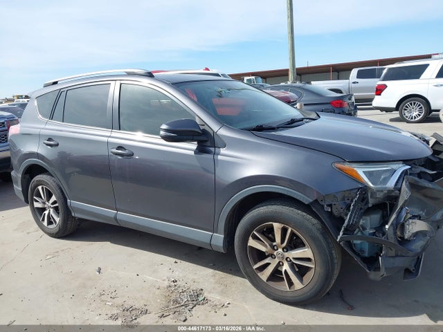 44617173 :رقم المزاد ، JTMWFREV3JJ190518 vin ، 2018 Toyota Rav4 Xle مزاد بيع
