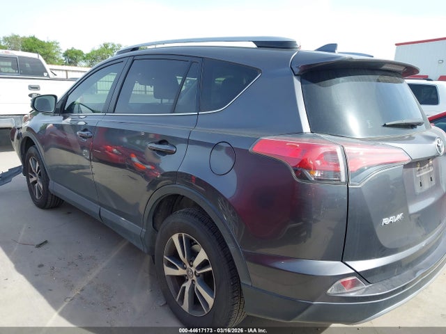 44617173 :رقم المزاد ، JTMWFREV3JJ190518 vin ، 2018 Toyota Rav4 Xle مزاد بيع