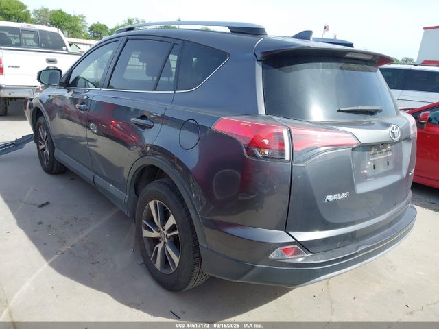 44617173 :رقم المزاد ، JTMWFREV3JJ190518 vin ، 2018 Toyota Rav4 Xle مزاد بيع