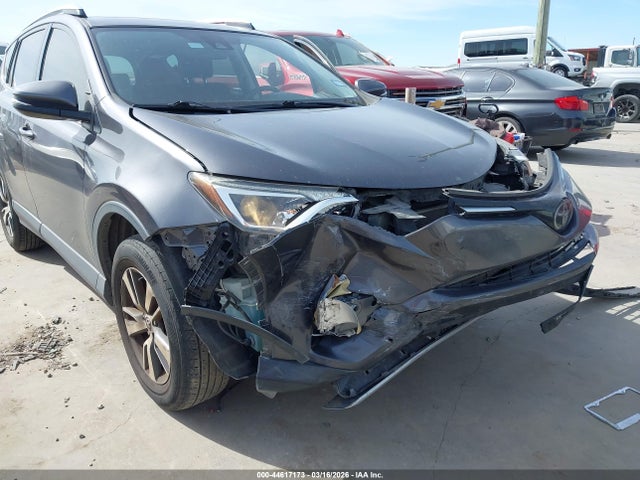 44617173 :رقم المزاد ، JTMWFREV3JJ190518 vin ، 2018 Toyota Rav4 Xle مزاد بيع