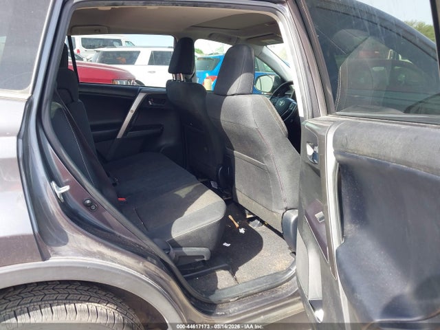 44617173 :رقم المزاد ، JTMWFREV3JJ190518 vin ، 2018 Toyota Rav4 Xle مزاد بيع