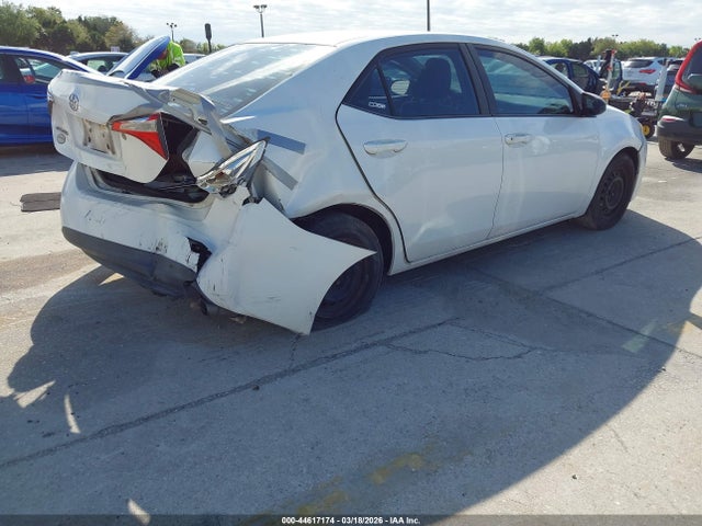 2015 TOYOTA COROLLA 2T1BURHE4FC294261 Photo 3