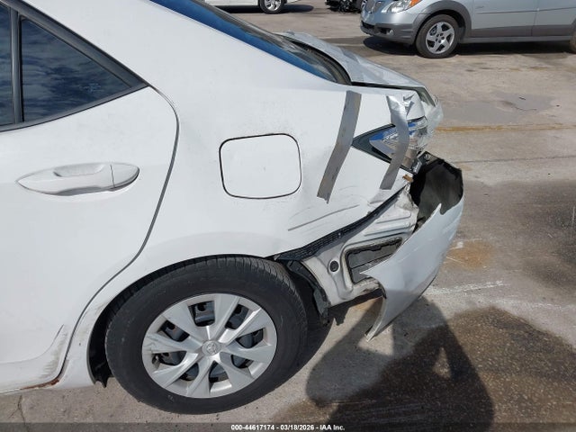 2015 TOYOTA COROLLA 2T1BURHE4FC294261 Photo 5