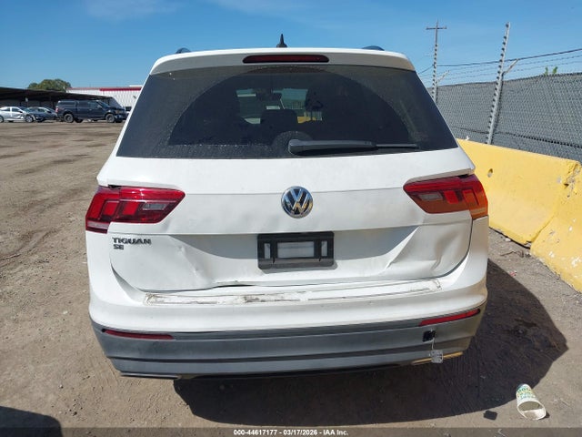 3VV3B7AX4KM199499 Volkswagen Tiguan 2.0t Se/2.0t Sel/2.0t Sel R-line/2.0t Sel R-line Black