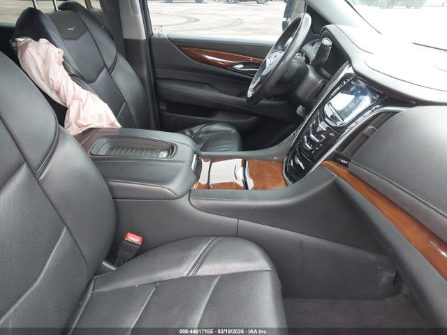 Продажа на аукционе авто 2020 Cadillac Escalade 2wd Luxury, vin: 1GYS3BKJ4LR289475, номер лота: 44617185