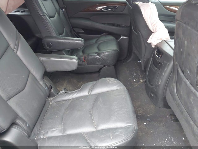 Продажа на аукционе авто 2020 Cadillac Escalade 2wd Luxury, vin: 1GYS3BKJ4LR289475, номер лота: 44617185