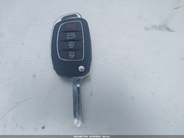 5NMZT3LB6JH086123 Hyundai Santa Fe Sport 2.4l