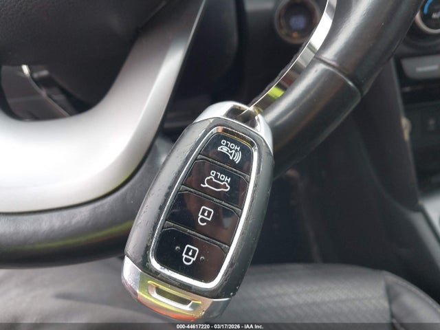 2018 HYUNDAI KONA KM8K3CA54JU165227 Photo 10