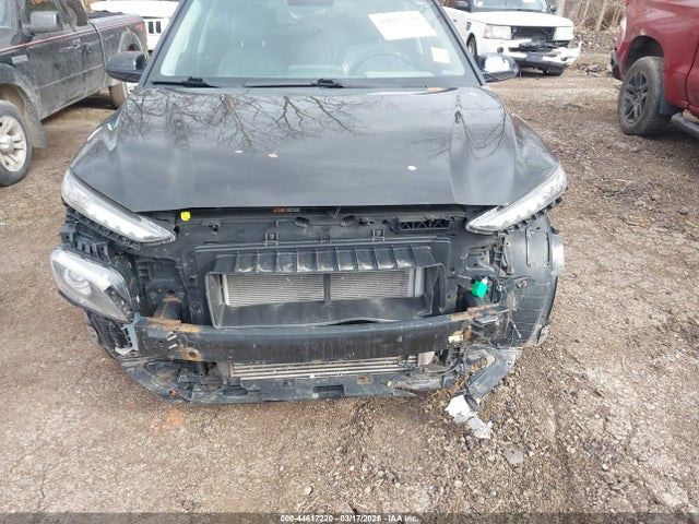 2018 HYUNDAI KONA KM8K3CA54JU165227 Photo 5