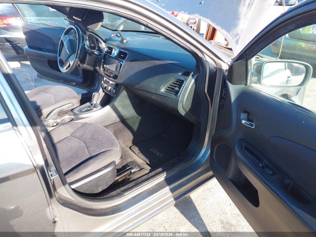 2012 CHRYSLER 200 1C3CCBBB5CN298619 Photo 4