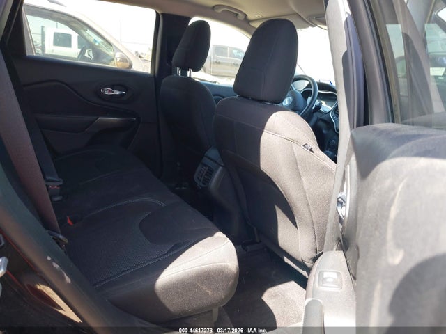 2019 Jeep Cherokee Latitude Fwd მანქანა იყიდება აუქციონზე, vin: 1C4PJLCB7KD242659, აუქციონის ნომერი: 44617278