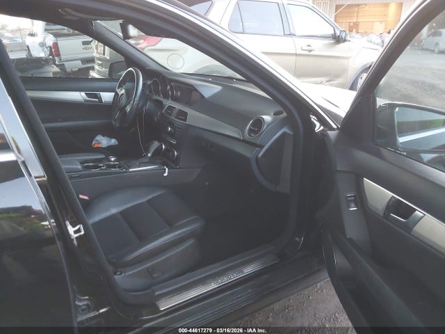 WDDGF4HB3ER309674 Mercedes-Benz C 250 Sport