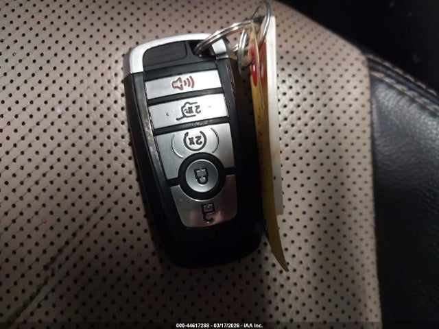 Продаж на аукціоні авто 2021 Ford Escape Titanium Hybrid, vin: 1FMCU9DZ2MUB15725, номер лоту: 44617288