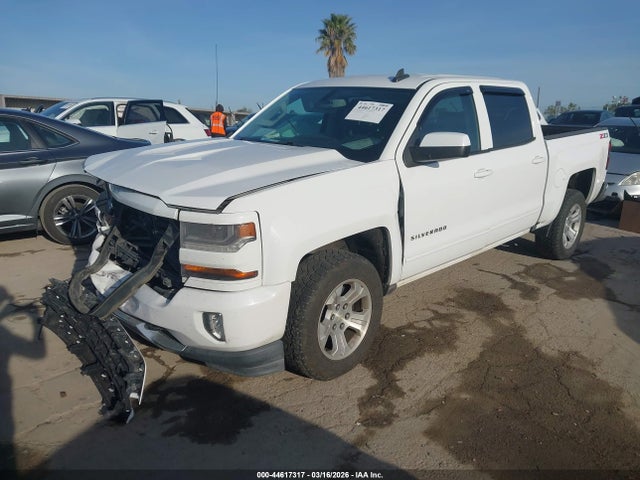 2018 CHEVROLET SILVERADO 1500 3GCUKREC6JG591564 Photo 1