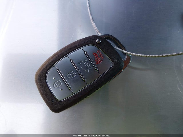 5NPD84LF9HH043669 Hyundai ELANTRA SE