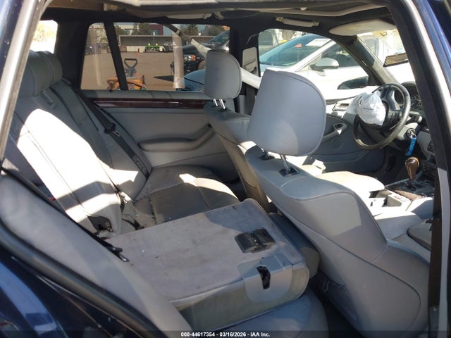 44617354 :رقم المزاد ، WBAAX13405PJ01040 vin ، 2005 Bmw 325it مزاد بيع