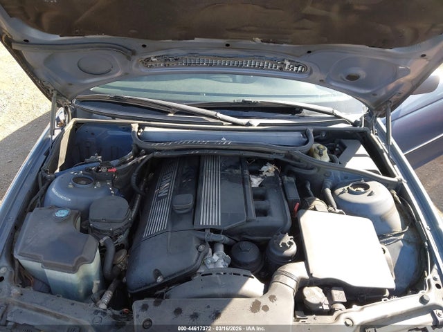 44617372 :رقم المزاد ، WBAEV53402KM21143 vin ، 2002 Bmw 330i مزاد بيع