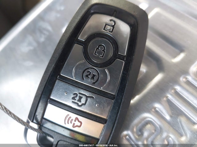 Продажа на аукционе авто 2024 Ford Expedition Limited Max, vin: 1FMJK2A84REA33092, номер лота: 44617417
