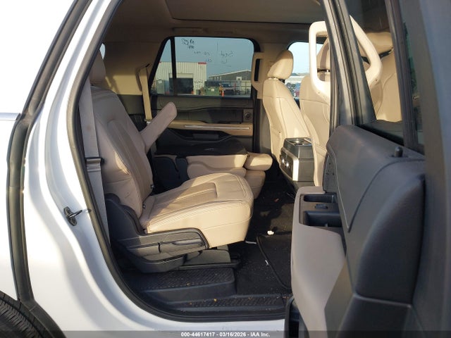Продажа на аукционе авто 2024 Ford Expedition Limited Max, vin: 1FMJK2A84REA33092, номер лота: 44617417
