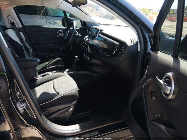 2017 FIAT 500X ZFBCFXAB8HP624445 Photo 4