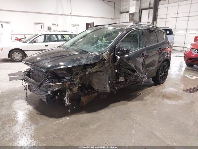 2017 FORD ESCAPE 1FMCU9J90HUC79176 Photo 1