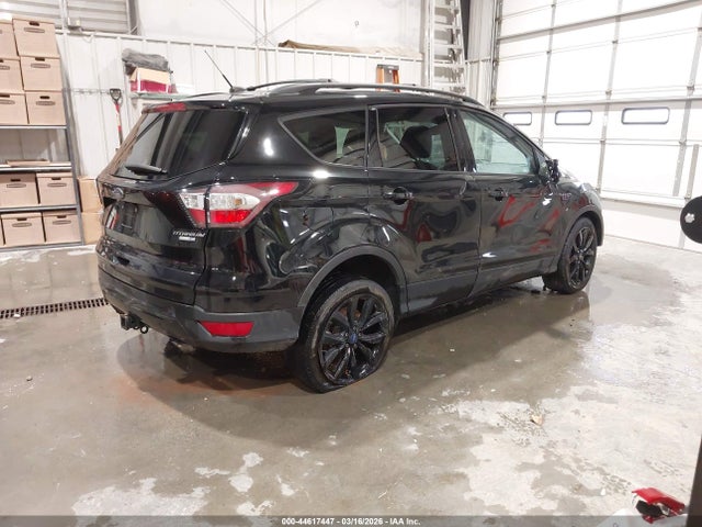2017 FORD ESCAPE 1FMCU9J90HUC79176 Photo 3
