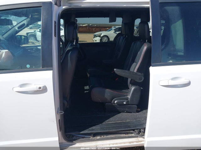Продаж на аукціоні авто 2019 Dodge Grand Caravan Gt, vin: 2C4RDGEG3KR599978, номер лоту: 44617459