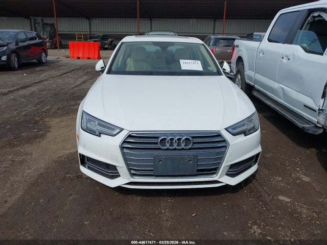 2017 AUDI A4 WAUENAF44HN029245 Photo 5