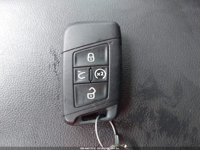 Продаж на аукціоні авто 2018 Volkswagen Tiguan 2.0t Sel Premium, vin: 3VV4B7AX4JM014516, номер лоту: 44617515