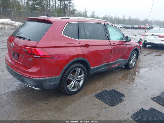 Продаж на аукціоні авто 2018 Volkswagen Tiguan 2.0t Sel Premium, vin: 3VV4B7AX4JM014516, номер лоту: 44617515