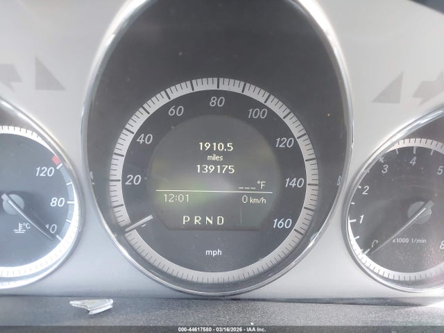 2010 Mercedes-benz C 300 Luxury 4matic/sport 4matic მანქანა იყიდება აუქციონზე, vin: WDDGF8BB9AF454214, აუქციონის ნომერი: 44617580
