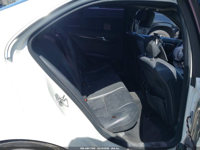 2010 Mercedes-benz C 300 Luxury 4matic/sport 4matic მანქანა იყიდება აუქციონზე, vin: WDDGF8BB9AF454214, აუქციონის ნომერი: 44617580