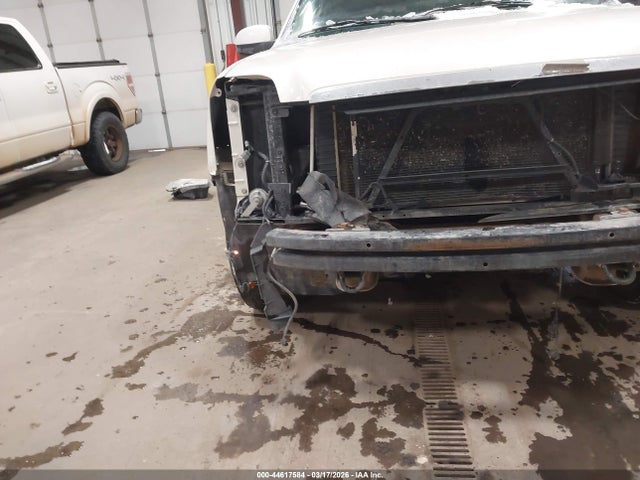 2011 GMC YUKON XL 1500 1GKS2KE32BR198875 Photo 5